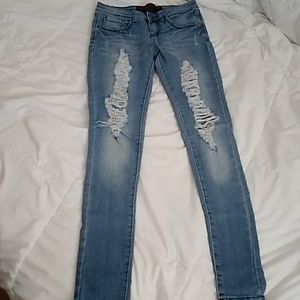 TOXIC ROSE JEANS